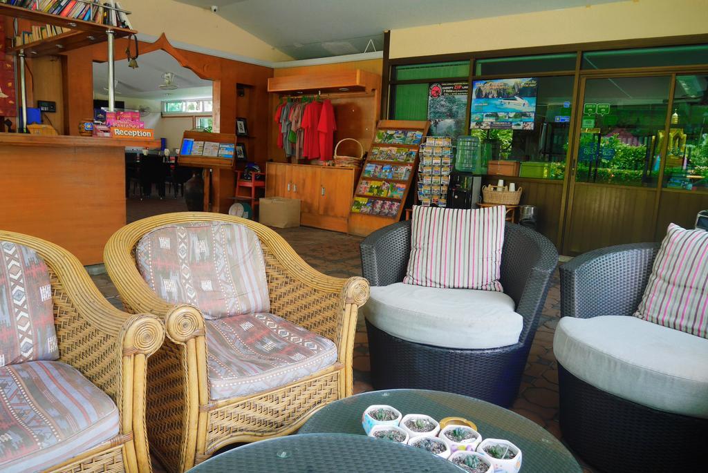 Swiss Palm Semesteranläggning (resort) Patong